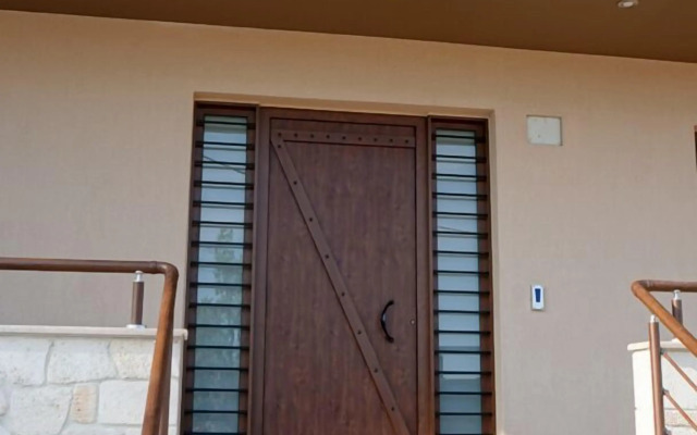 Sinodinos Deluxe Apartments