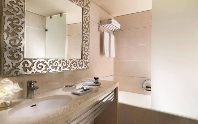 Divani Escape- Adults only