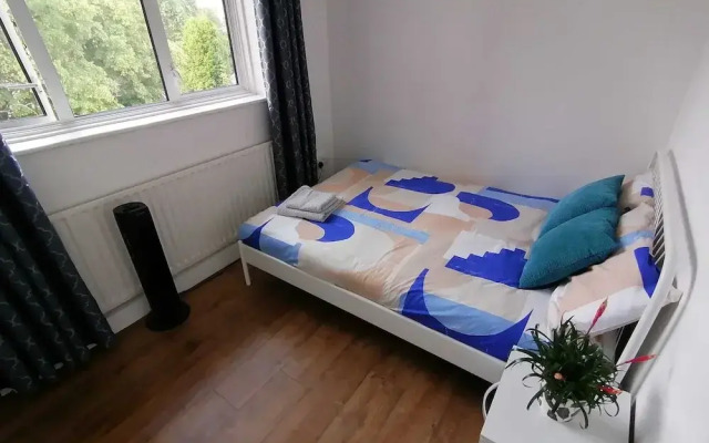 White City Apartment, Your London Stay