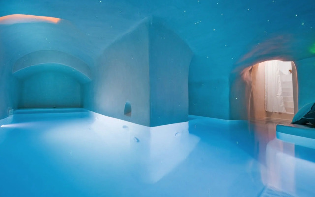Sophia Luxury Suites