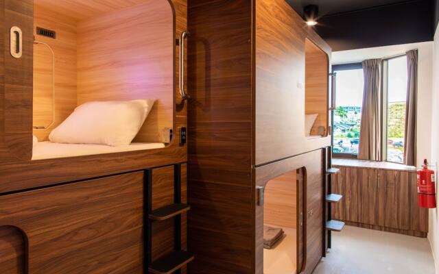 JPOD Capsule Hotel