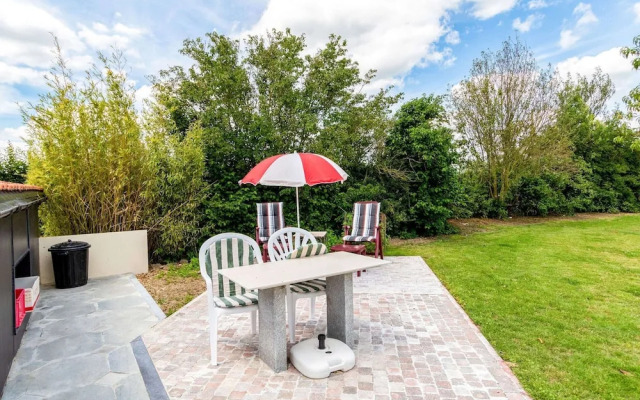 Inviting Chalet in Westouter With Garden