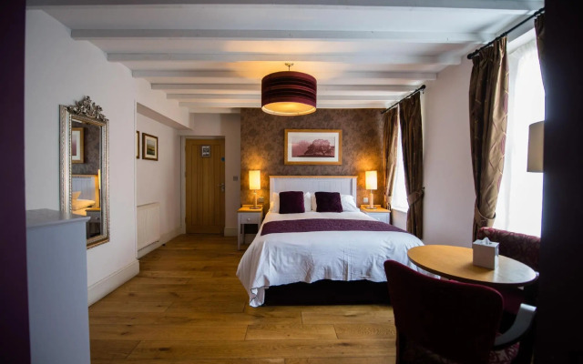 The Grove Hotel