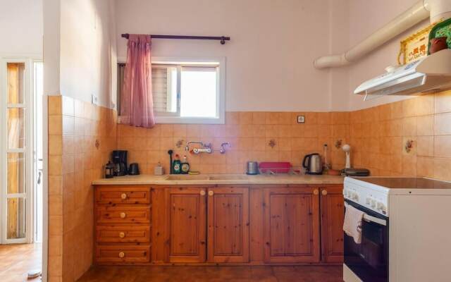 Rena's Hospitality Walk to the Beach 10' to Chania