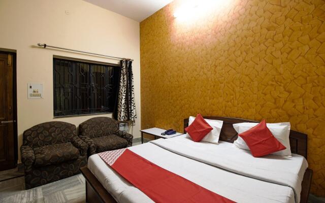 OYO 42790 Mukund Resort