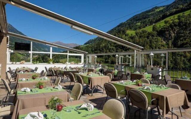 Hotel Alpenhof