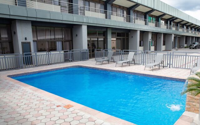 Gloria Inn Hotel
