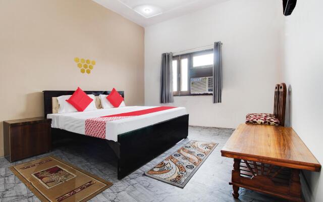OYO 71269 Hotel Goswami's