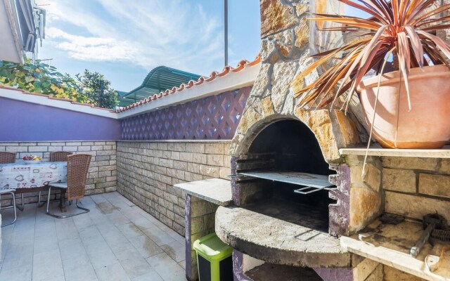 Beautiful Apartment in Barbariga With 1 Bedrooms and Wifi