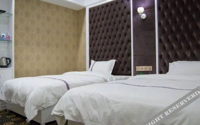 Mai Guo Light House Hotel
