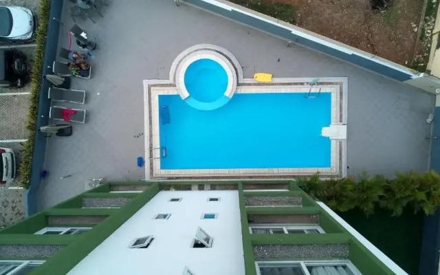 Premier Executive Apartment - The Ivy, East Legon