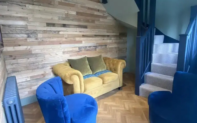 The Crown Inn Dial Post