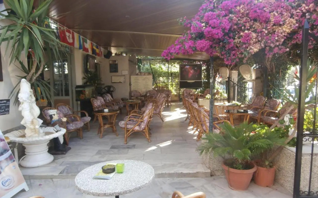 Harry's Bar & Apartments 1