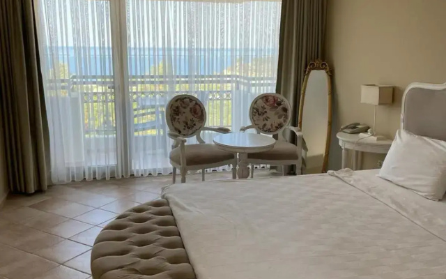 Hotel Carina