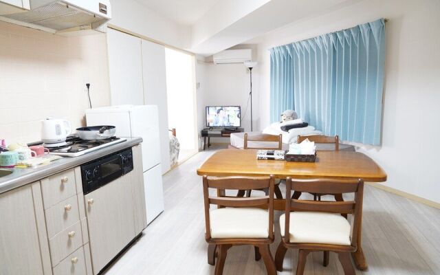 Metro Daikoku Apartment