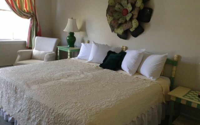 Green River Inn