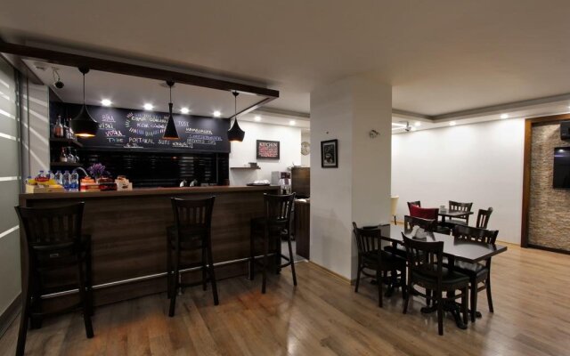 Upart Home