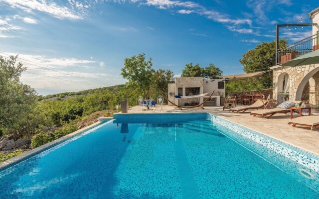 Beautiful Stone Villa With Private Infinity Pool and a Fascinating sea View