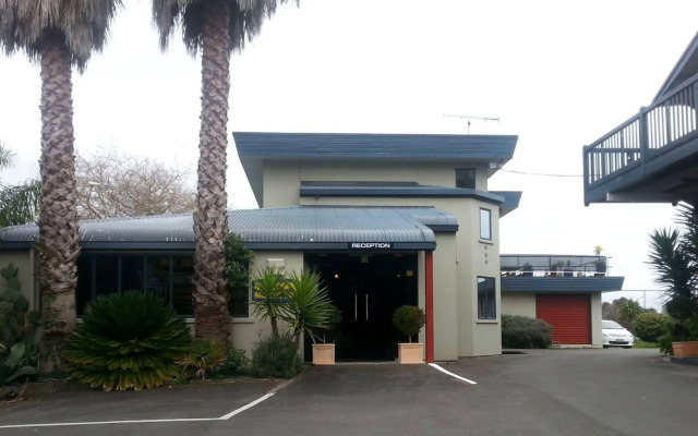 Midtown Motor Inn