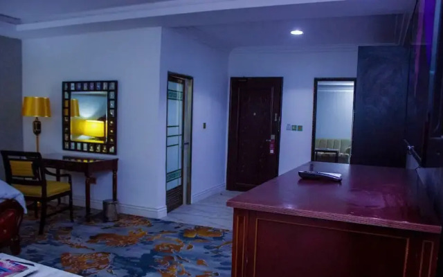 Golden Vista Hotels