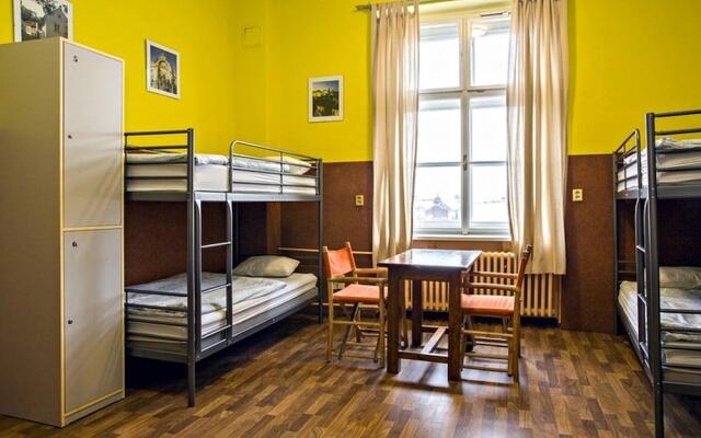A Plus  Hostel