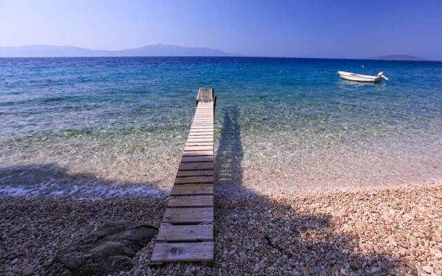 Ruz - Near Beach - 3 - SA 101