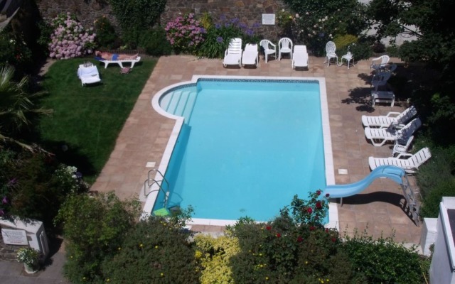Sarum Hotel