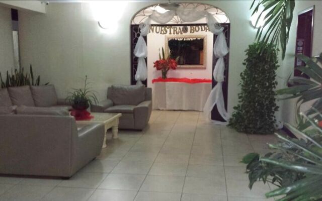Maracas Inn
