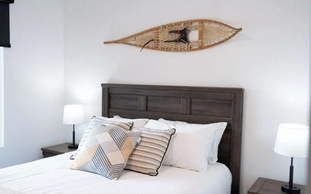 The Grizzly Basin by Revelstoke Vacation