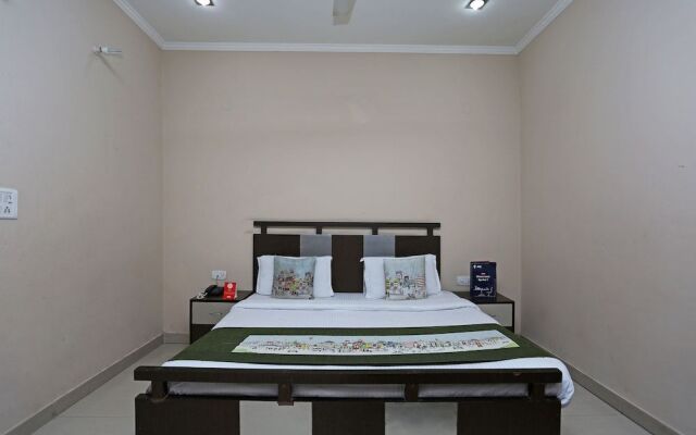 Capital O 1299 Hotel Mukut Regency