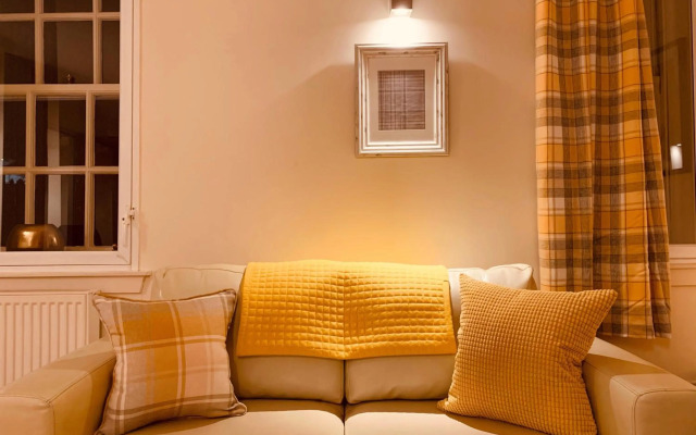 The Cowgatehead Residence