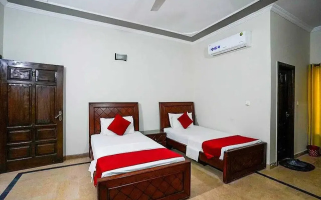 Capri Inn Guest House
