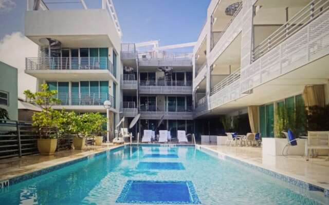 Apartment At De Soleil Hotel On Ocean Drive