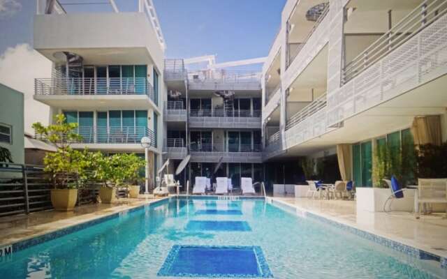 SoBe Ocean Drive Suites