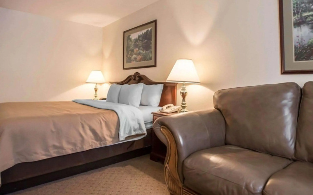 Quality Inn New Columbia–Lewisburg