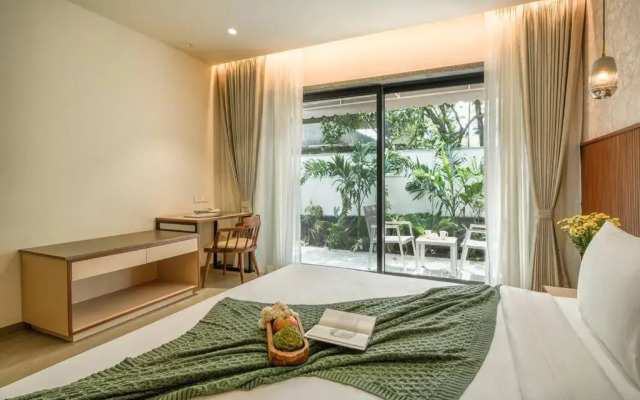 Cloud7 Waves Luxury 4 BHK Villa by Elivaas