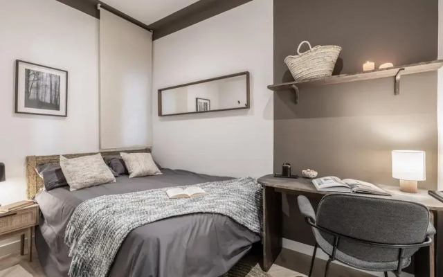 Sevilla - 4 Bedrooms in Trafalgar