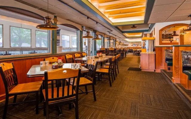 Best Western Plus Clocktower Inn