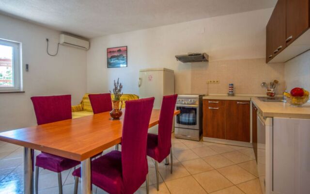 Apartment Sanja Karlobag 32679