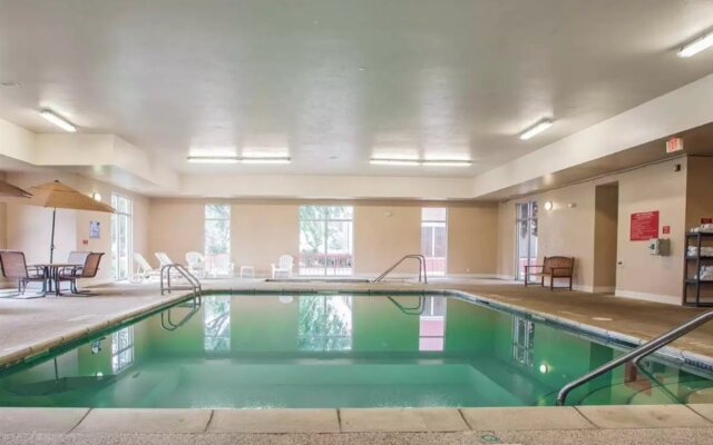 Suburban Studios Fort Dodge