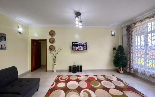 "room in House - Spacious Private Room @ Myplace"