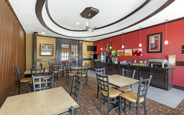 Quality Inn & Suites