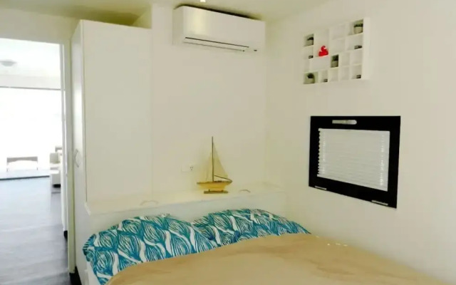 Hausboot am Xantener Nordsee