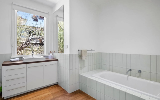 SEA CORNER - Anglesea