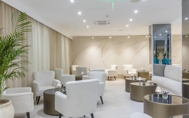 Holiday Park Rooms and Suites Bellevue