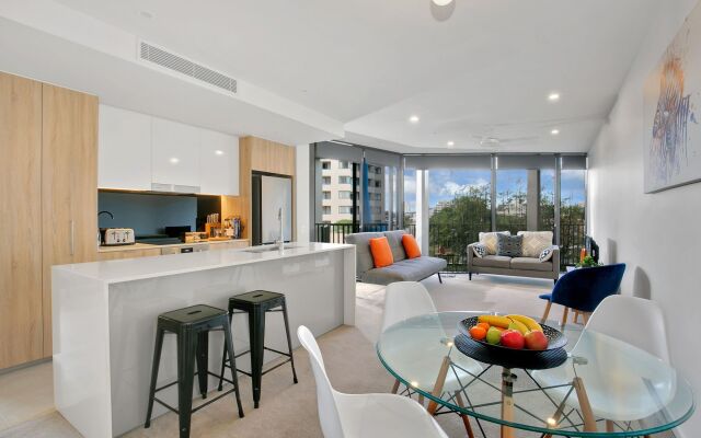 Stunning Urban Apartment In The CBD