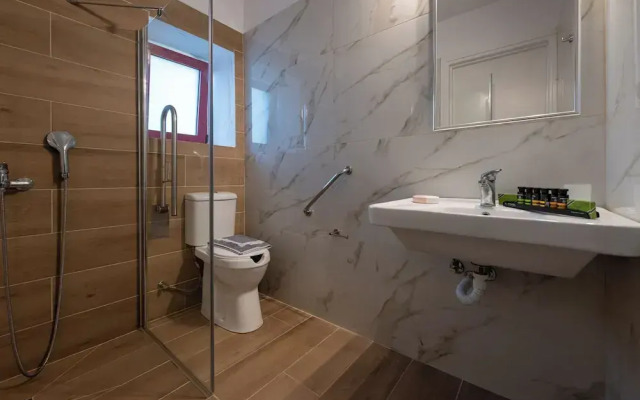 Abeloessa Methonian Hospitality