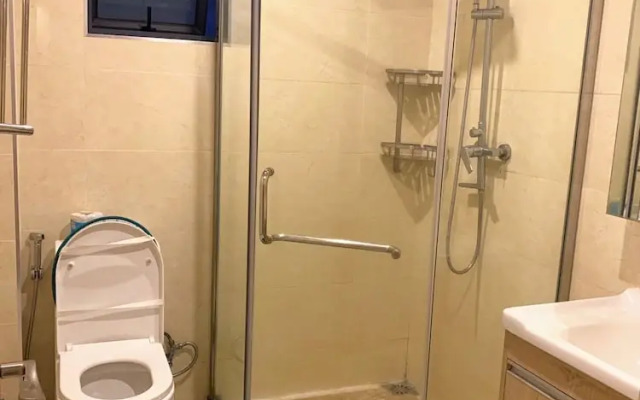 Lux Suites Oasis of Peace Apartments