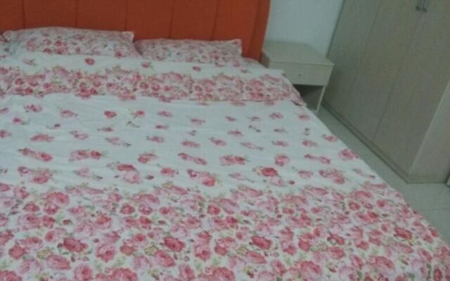 Jiajia Apartment Hotel