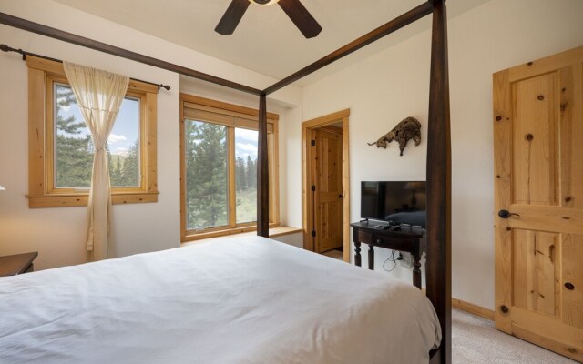 Willows Way 106 3 Bedroom Townhouse by RedAwning